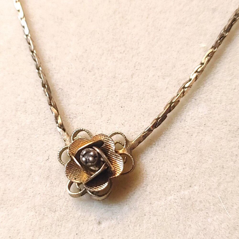 14K Gold Filled Floral Pendant Necklace Twisted Chain Intricate Flower Design